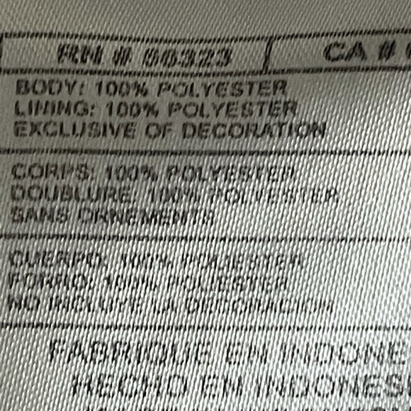 Nike Button Up T-Shirt - Picture 7 of 9